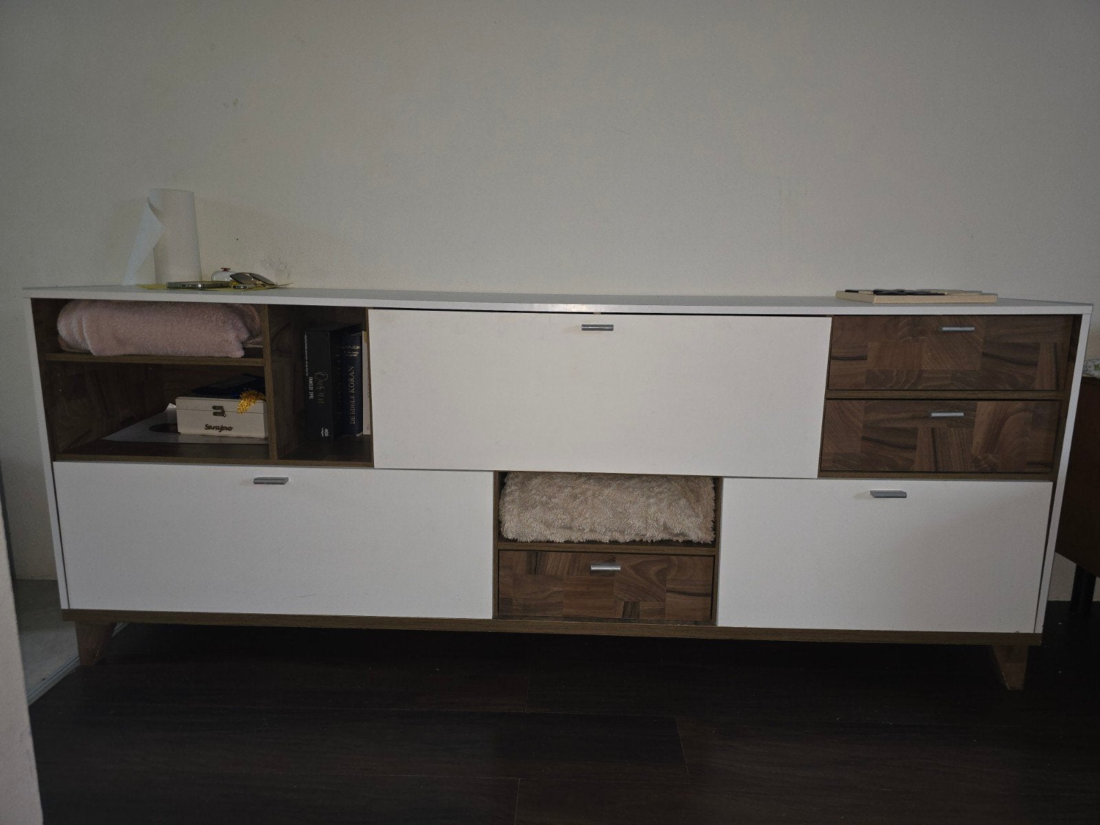 Dressoir met opbergruimte - Scharnier reparatie nodig, Gebruikt, 150 tot 200 cm, Met lade(s), Ophalen of Verzenden