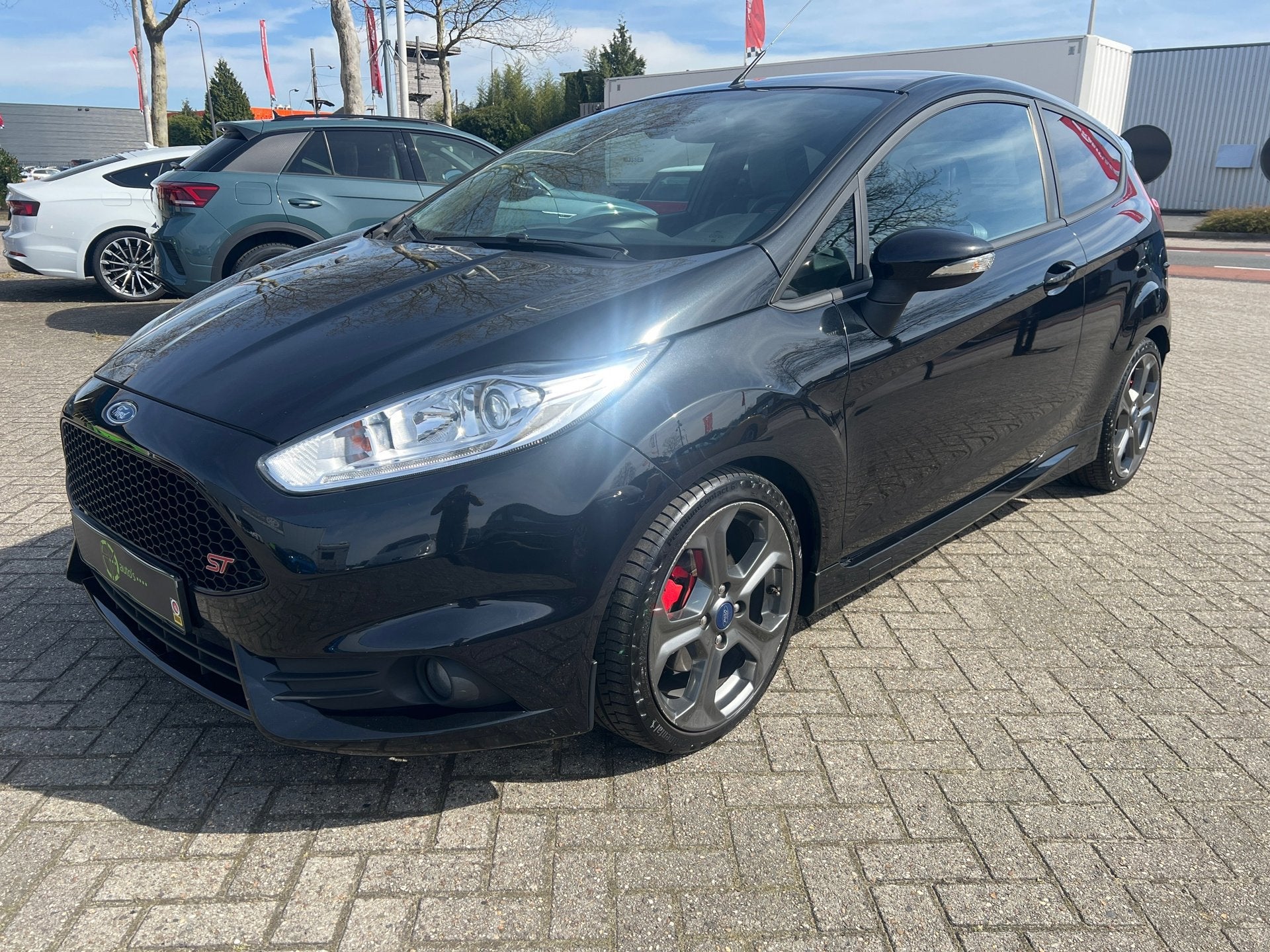 Ford Fiesta 1.6 ST2, Voorwielaandrijving, Gebruikt, 4 cilinders, Leder en Stof