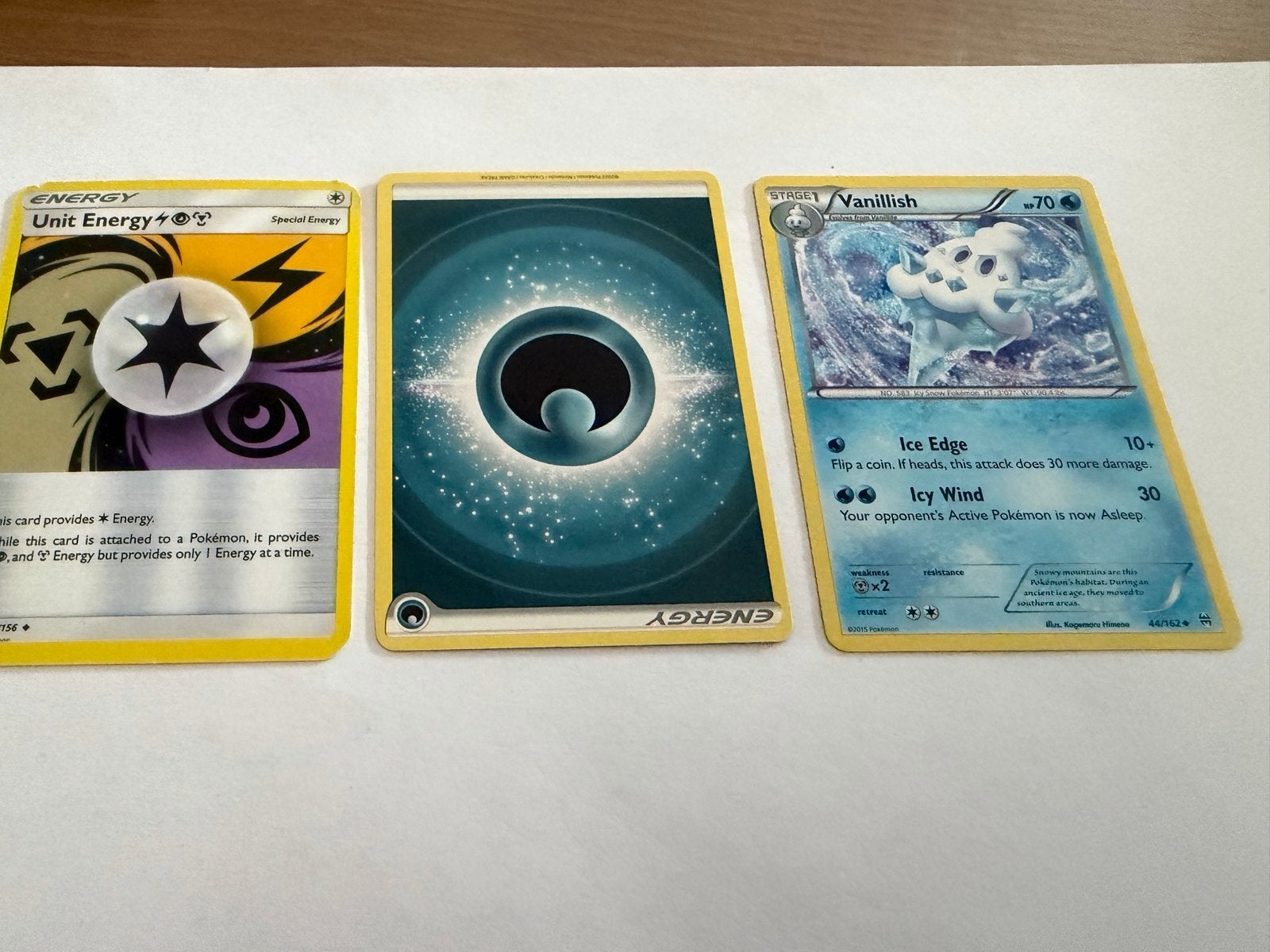 Pokémon TCG Kaarten: Unit Energy, Water Energy, Vanillish, Ophalen of Verzenden, Gebruikt, Meerdere kaarten
