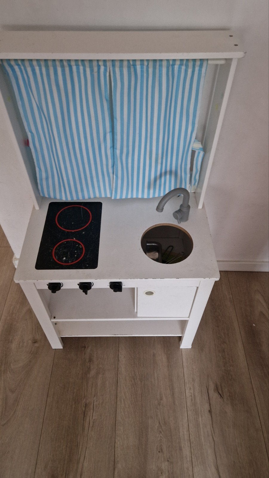 GRATIS: Houten speelgoedkeuken, Ophalen, Gebruikt, Meubelstuk of Keukentje