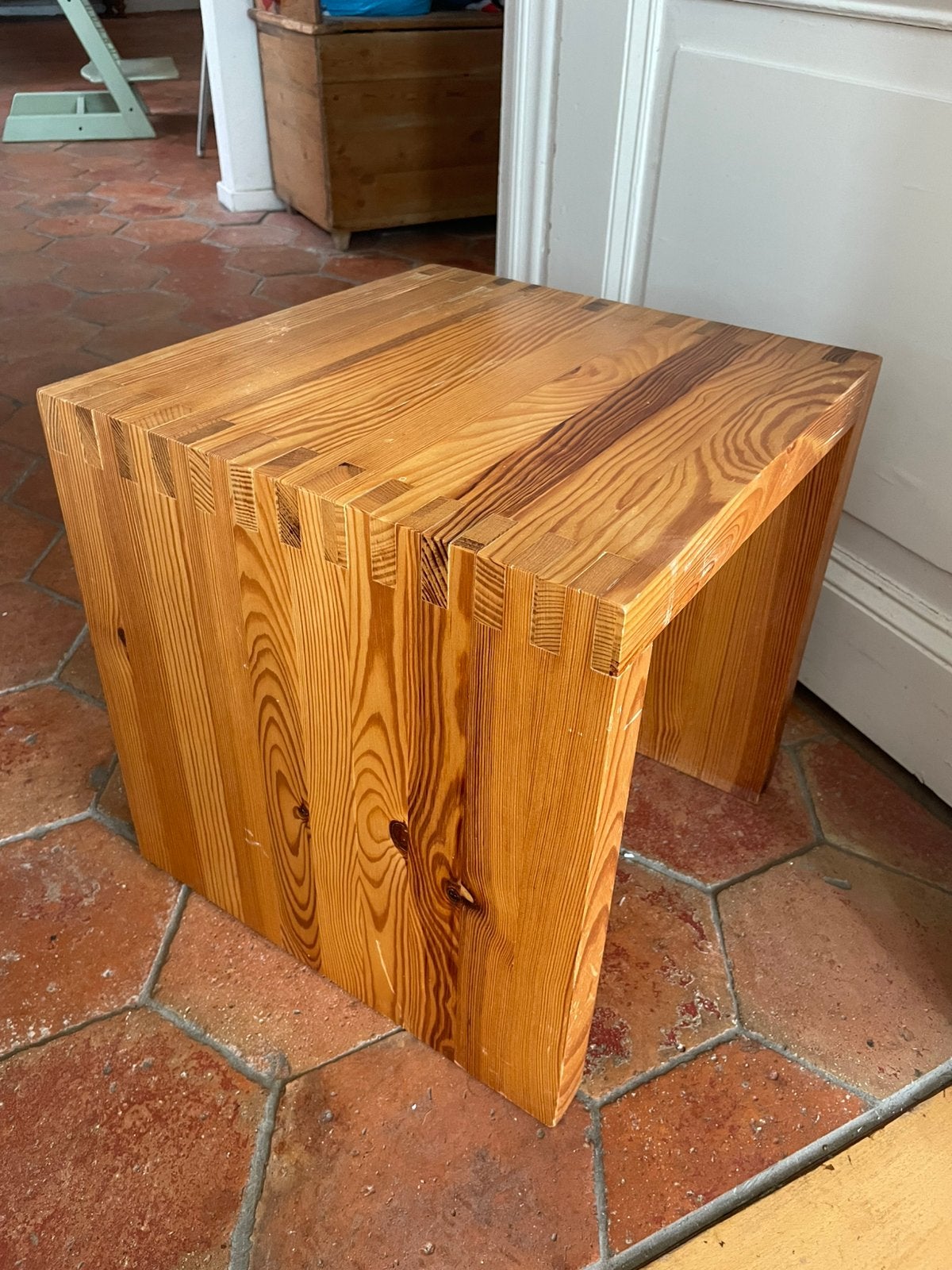 Bijzettafel Houtwerk Hattem, Ophalen