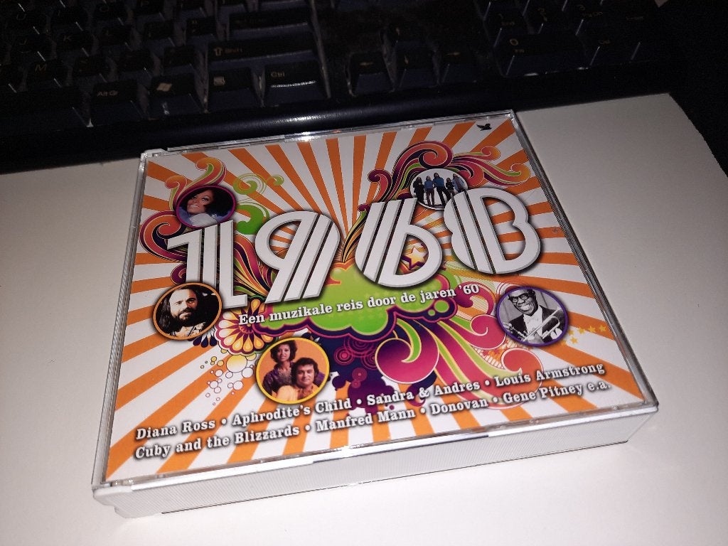 3 CD BOX RARE  Een Muzikale Reis Door De Jaren '60 - 1968, Ophalen, Zo goed als nieuw, Pop