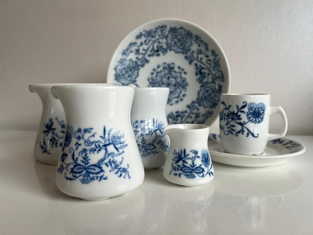 6 Noors Porsgrund Blue Onion - Bulb Blauw Kop Roomkan 70’s, Ophalen of Verzenden, Zo goed als nieuw, Porselein, Overige typen