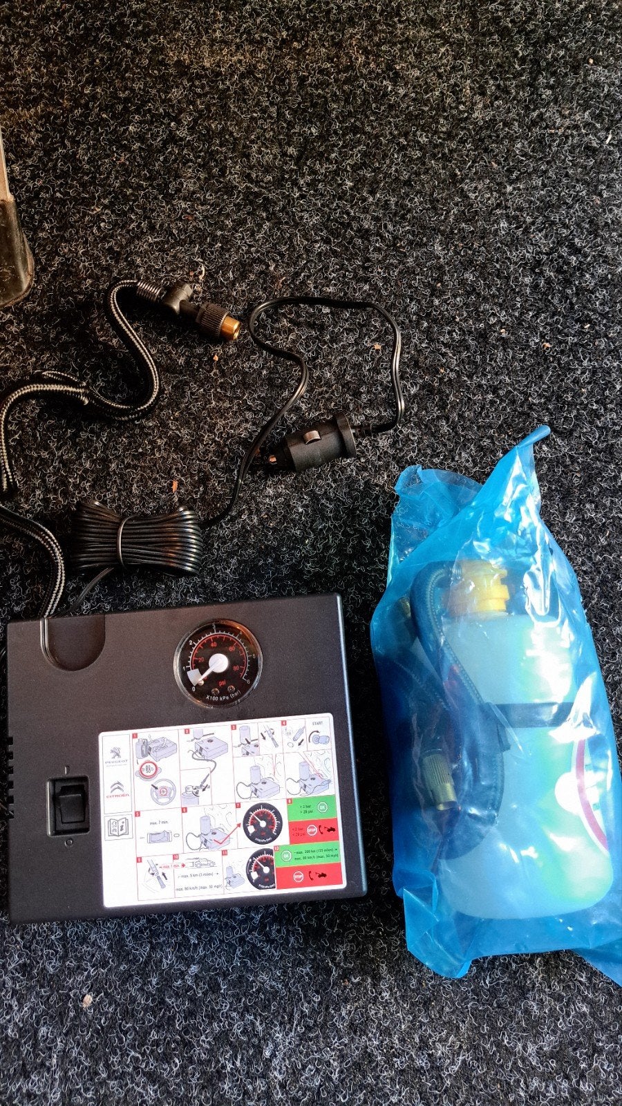Autobanden (nood)reparatieset met compressor en bandenkit!, Ophalen, Nieuw