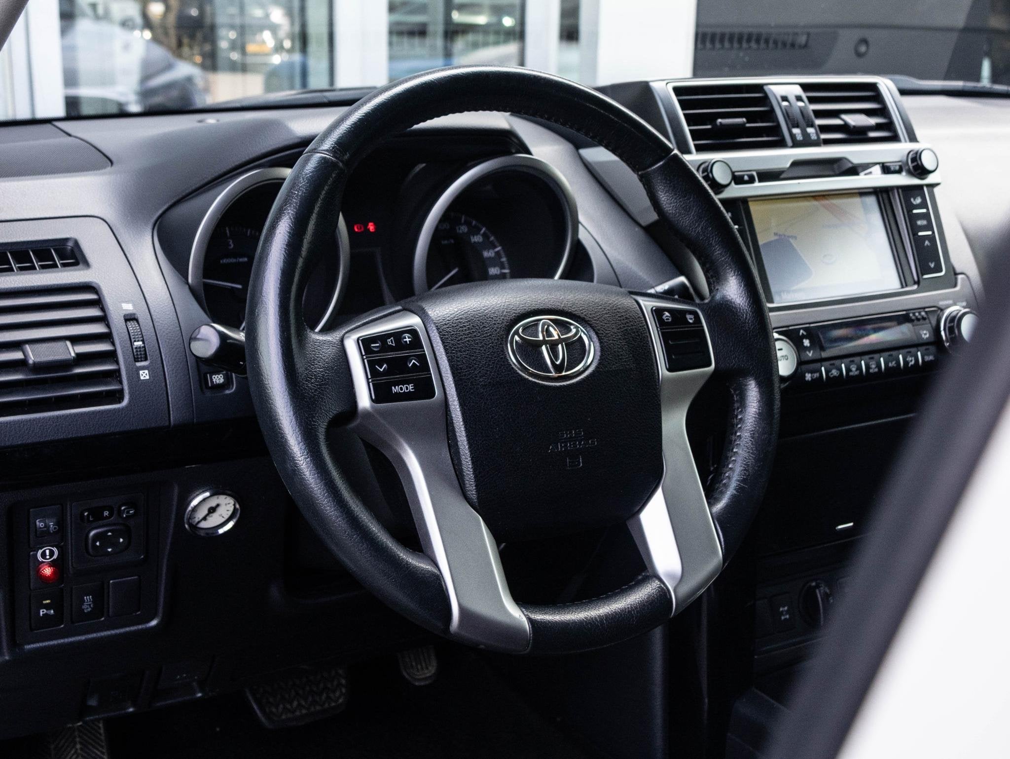 Toyota Land Cruiser 2.8 D-4D-F Challenger Blind Van | Cruise, Auto's, Automaat, Gebruikt, Euro 6, 4 cilinders
