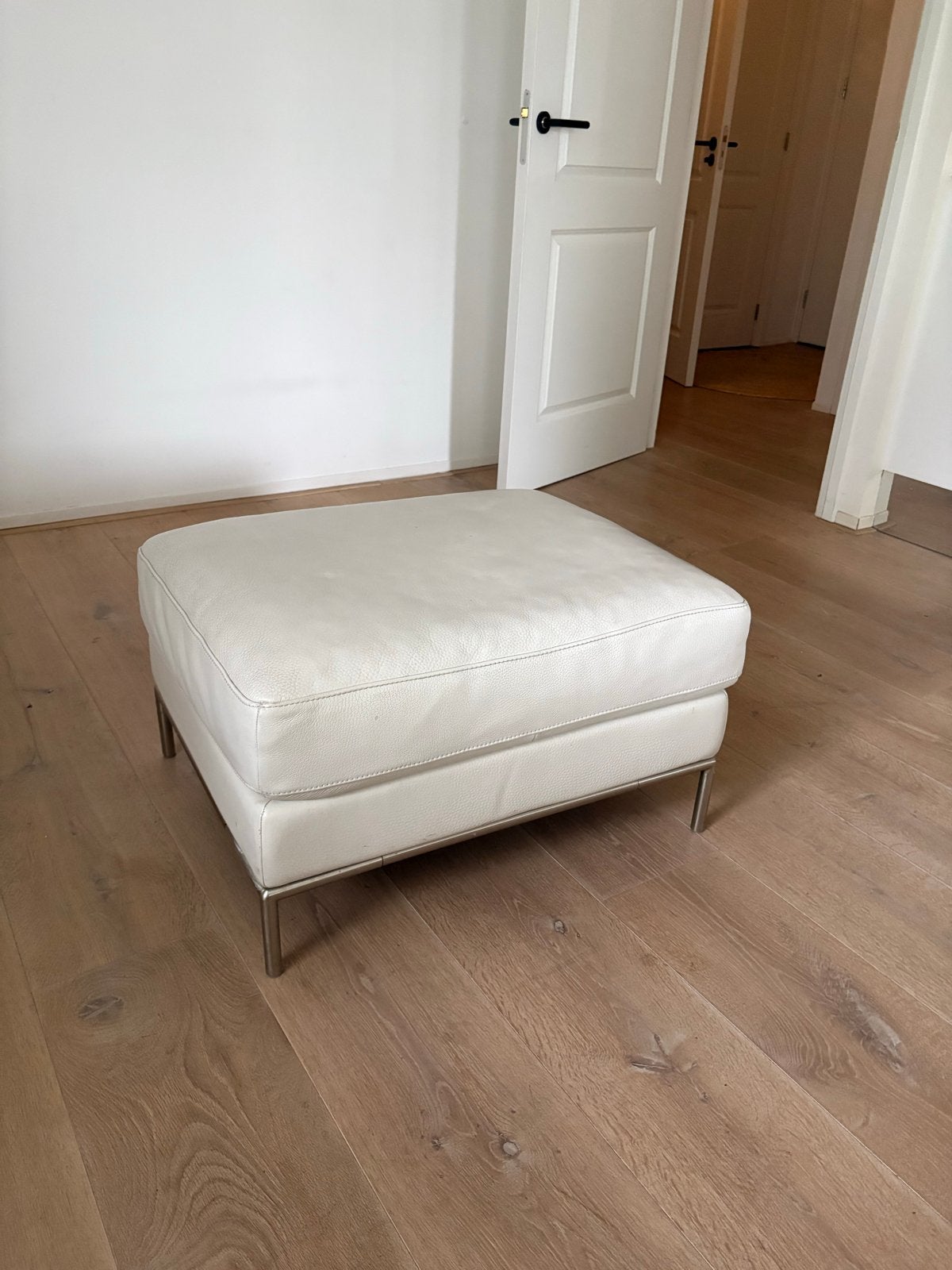 Leren poef / hocker - Crème wit, Ophalen, Gebruikt, Vierkant, Leer