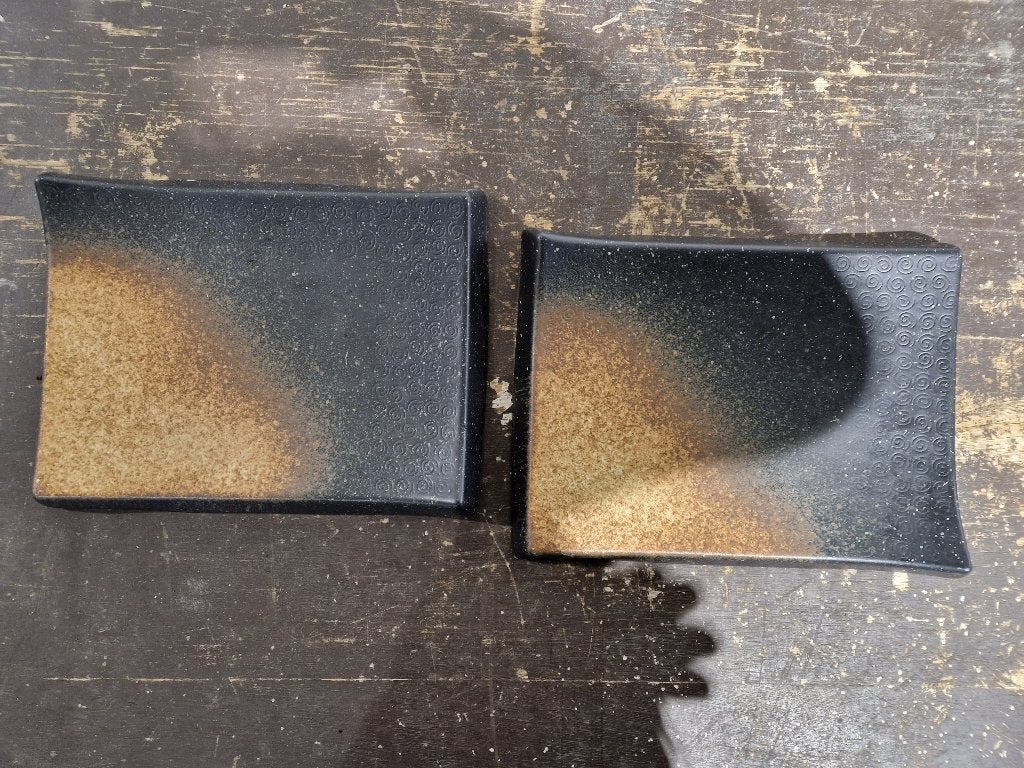 2 stuks borden Hanos earth serie 28x21x3cm, Huis en Inrichting, Keuken | Servies, Ophalen of Verzenden, Gebruikt, Overige stijlen