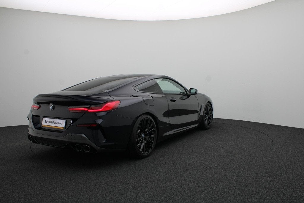 BMW 8 Serie Coupé M850i xDrive High Executive | Audio Media, Auto's, BMW, Automaat, 12 maanden, Stof, Gebruikt