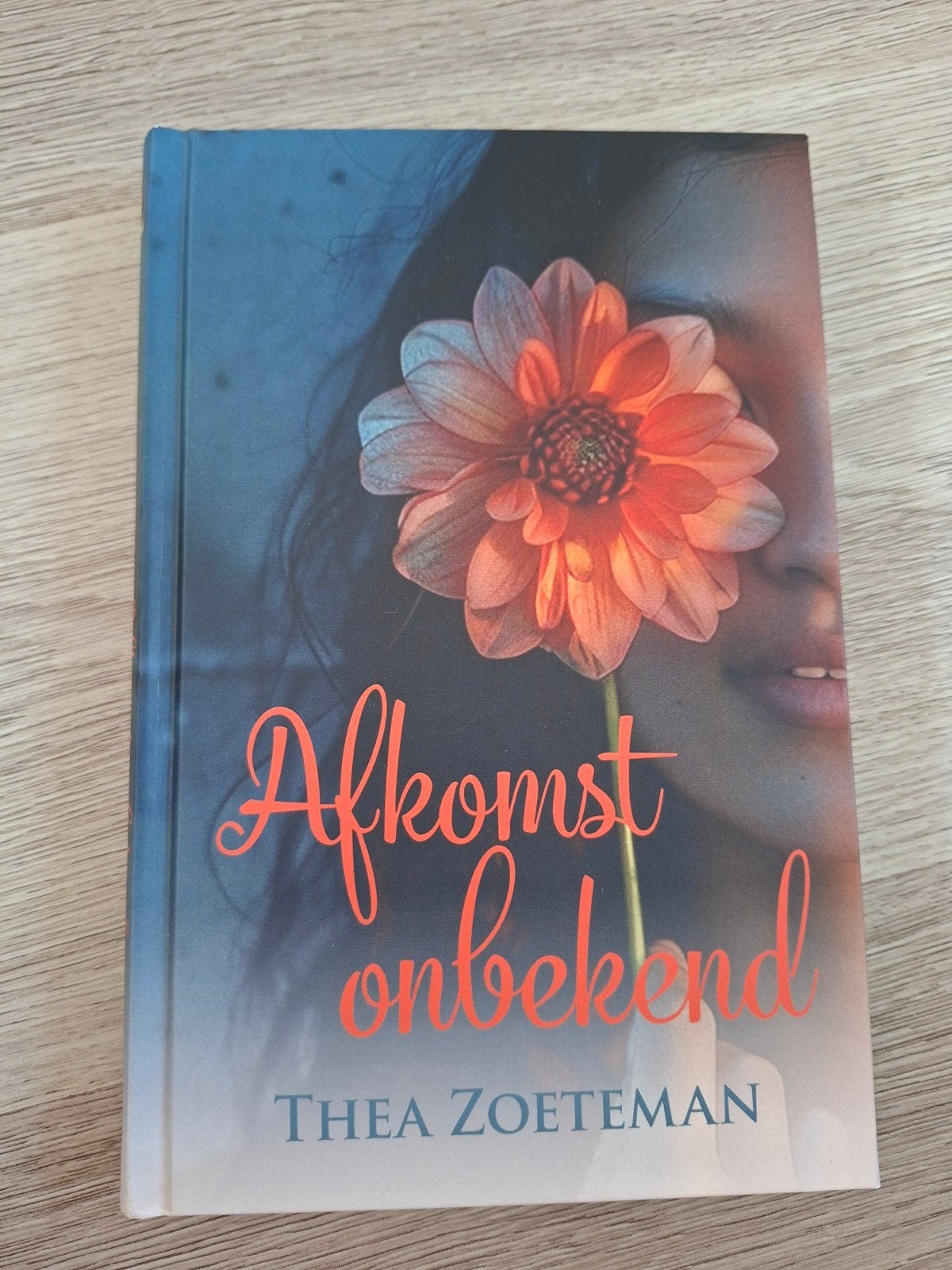 Afkomst onbekend - Thea Zoeteman (Romanserie) - Nieuw boek, Boeken, Thea Zoeteman, Nieuw, Ophalen of Verzenden, Nederland