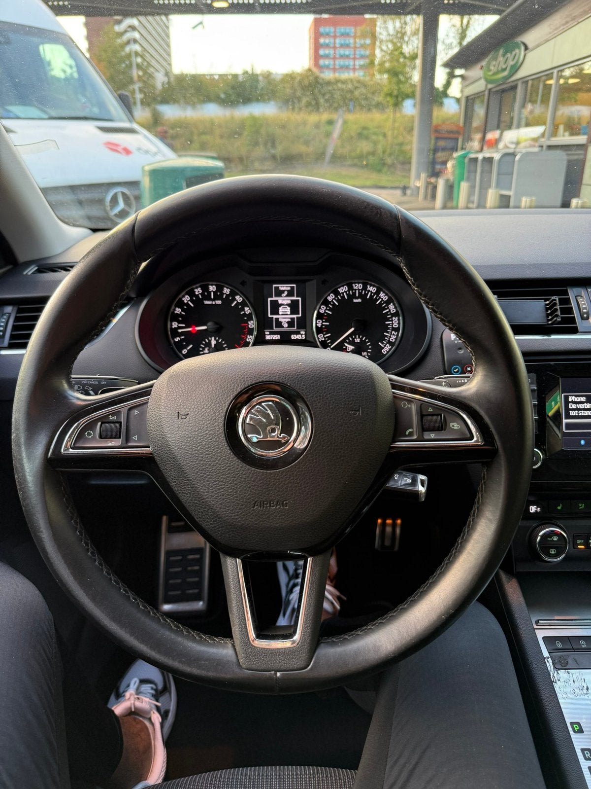 Skoda Octavia 1.6 TDI 77KW Combi Dsg-7 2014 Grijs, Zwart, 4 cilinders, Leder en Stof, Particulier