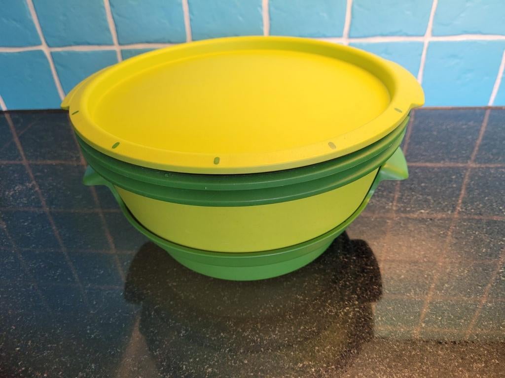 Tupperware 101 stoompan groen/geel, Ophalen, Zo goed als nieuw, Groen, Bak of Kom
