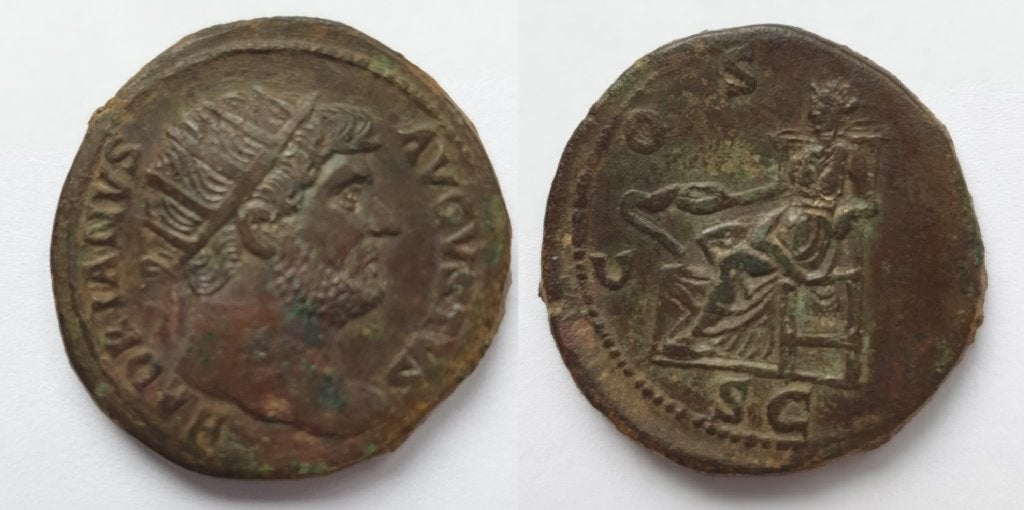 Romeinse munt Hadrianus Dupondius - COS III SC/ Salus, snake, Ophalen of Verzenden, Italië, Losse munt