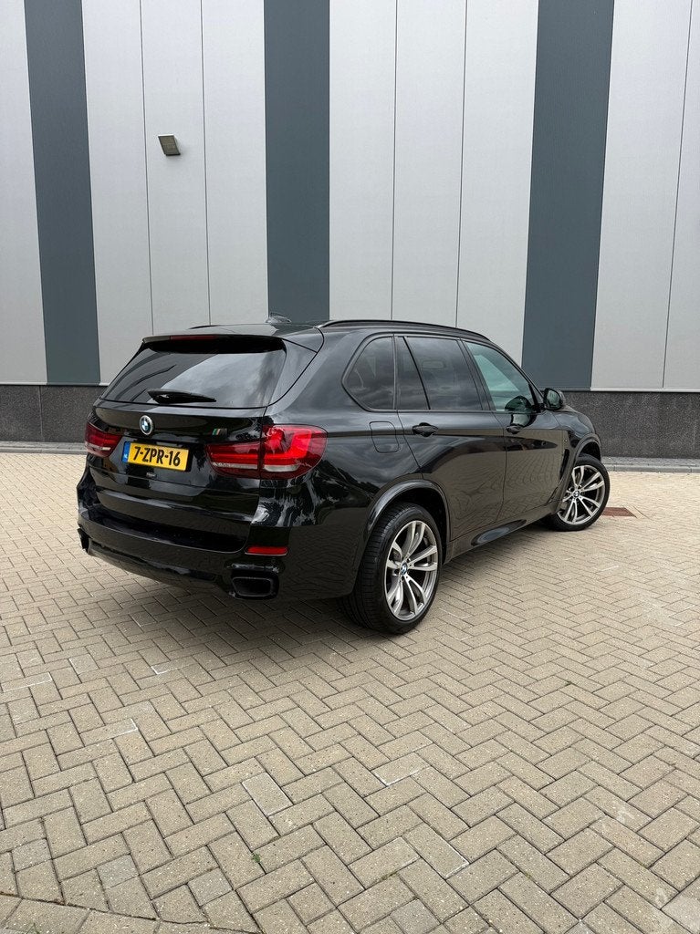 BMW X5 xDrive35i High Executive M-Pakket | 20" Lichtmetaal, Auto's, Automaat, Gebruikt, Zwart, Origineel Nederlands