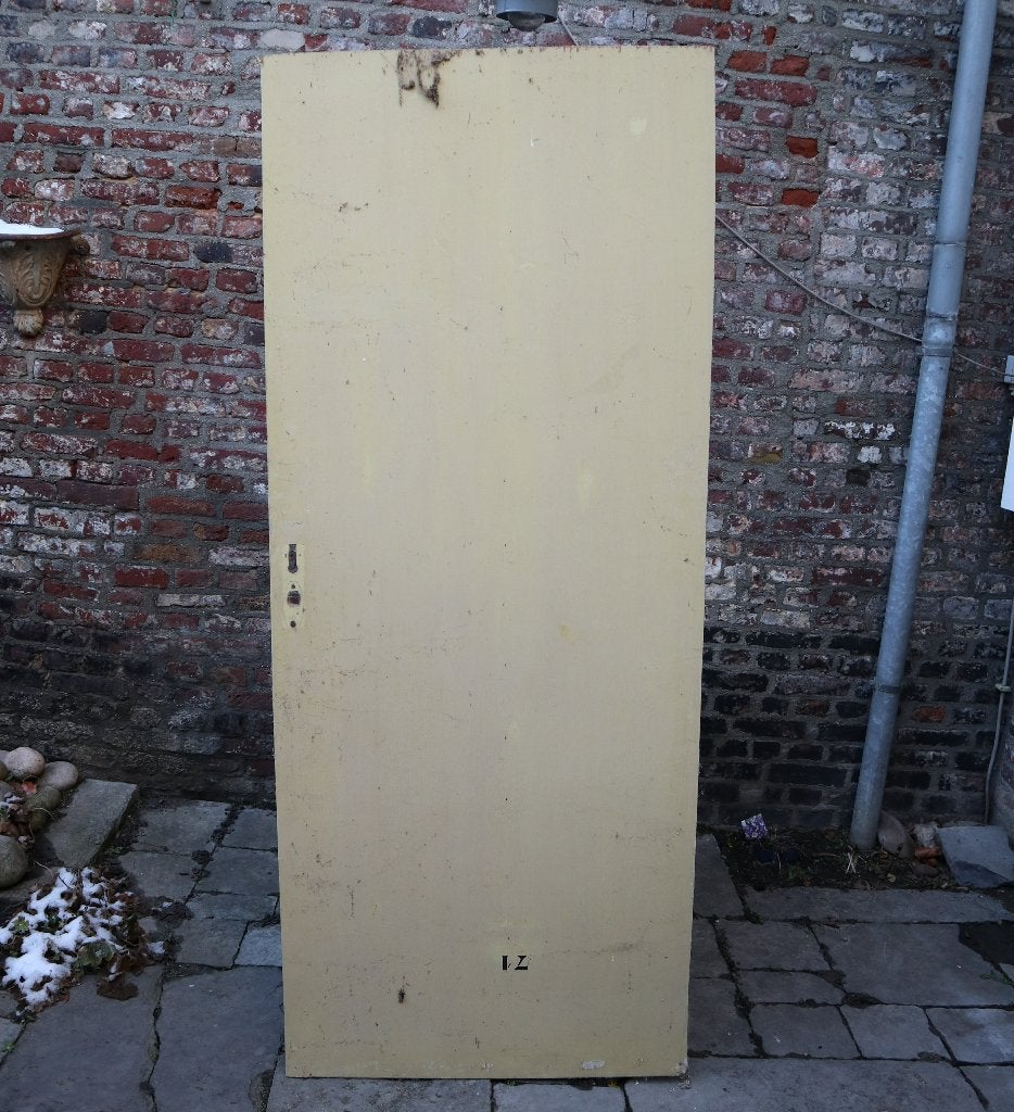 Grote houten plaat/deur-formaat gratis af te halen, Minder dan 3 m³, Ophalen