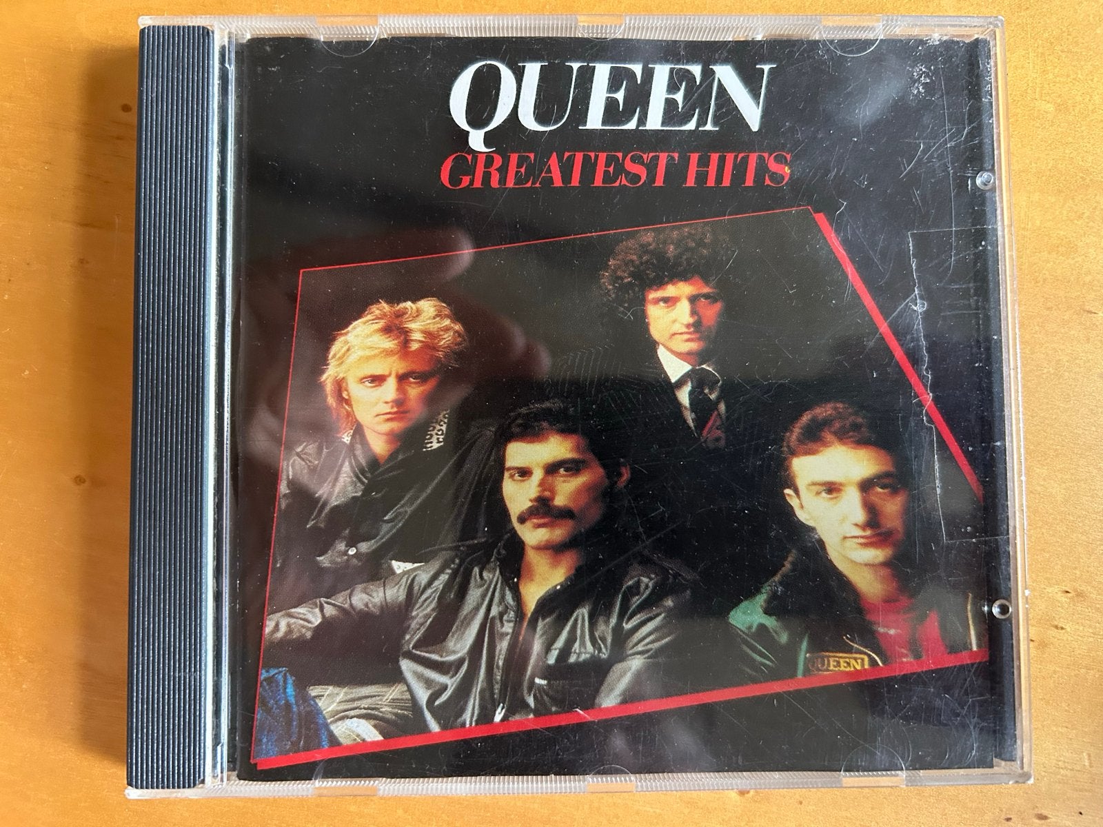 CD Queen - Greatest Hits, Ophalen of Verzenden, Gebruikt, Pop, Verzamelalbum