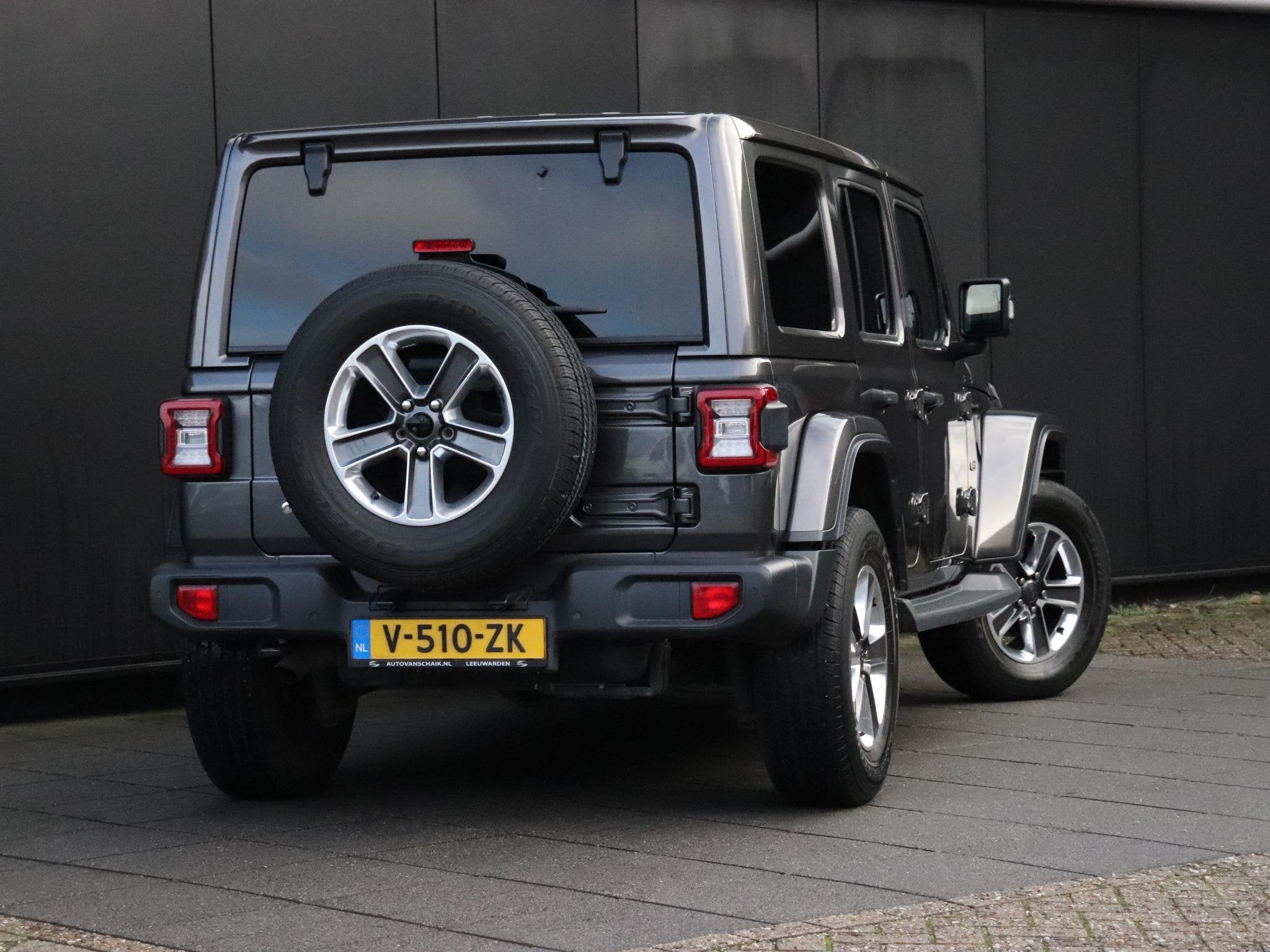 Jeep Wrangler 2.2D Sahara | GRIJS KENTEKEN | LEDER | CAMERA, Auto's, Jeep, Gebruikt, 4 cilinders, Automatische klimaatregeling