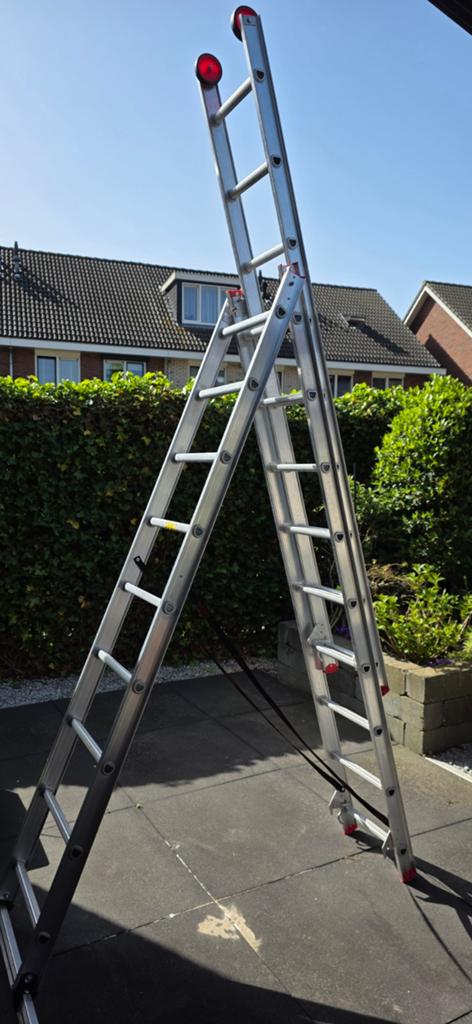 Altrex reformladder - 3 x 9 treeds, Ophalen, Zo goed als nieuw, 4 meter of meer