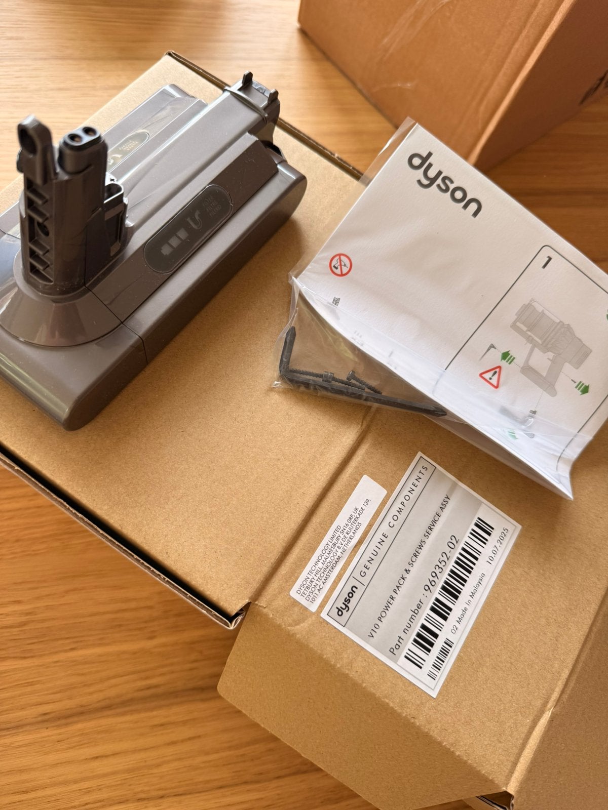 Dyson accu v10 origineel, Ophalen of Verzenden, Nieuw