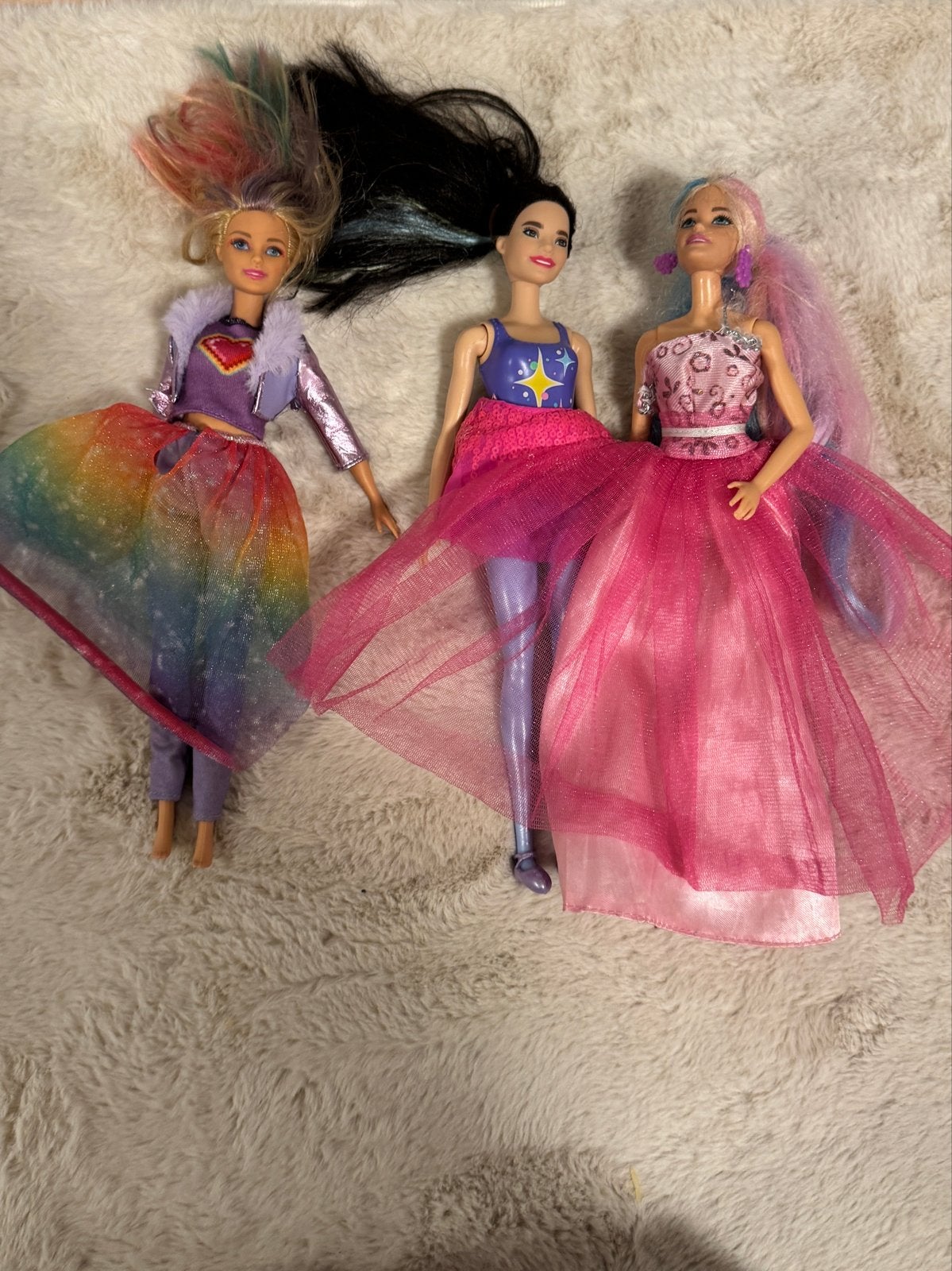 3 Barbie poppen met kleurrijke outfits, Ophalen of Verzenden, Gebruikt, Barbie