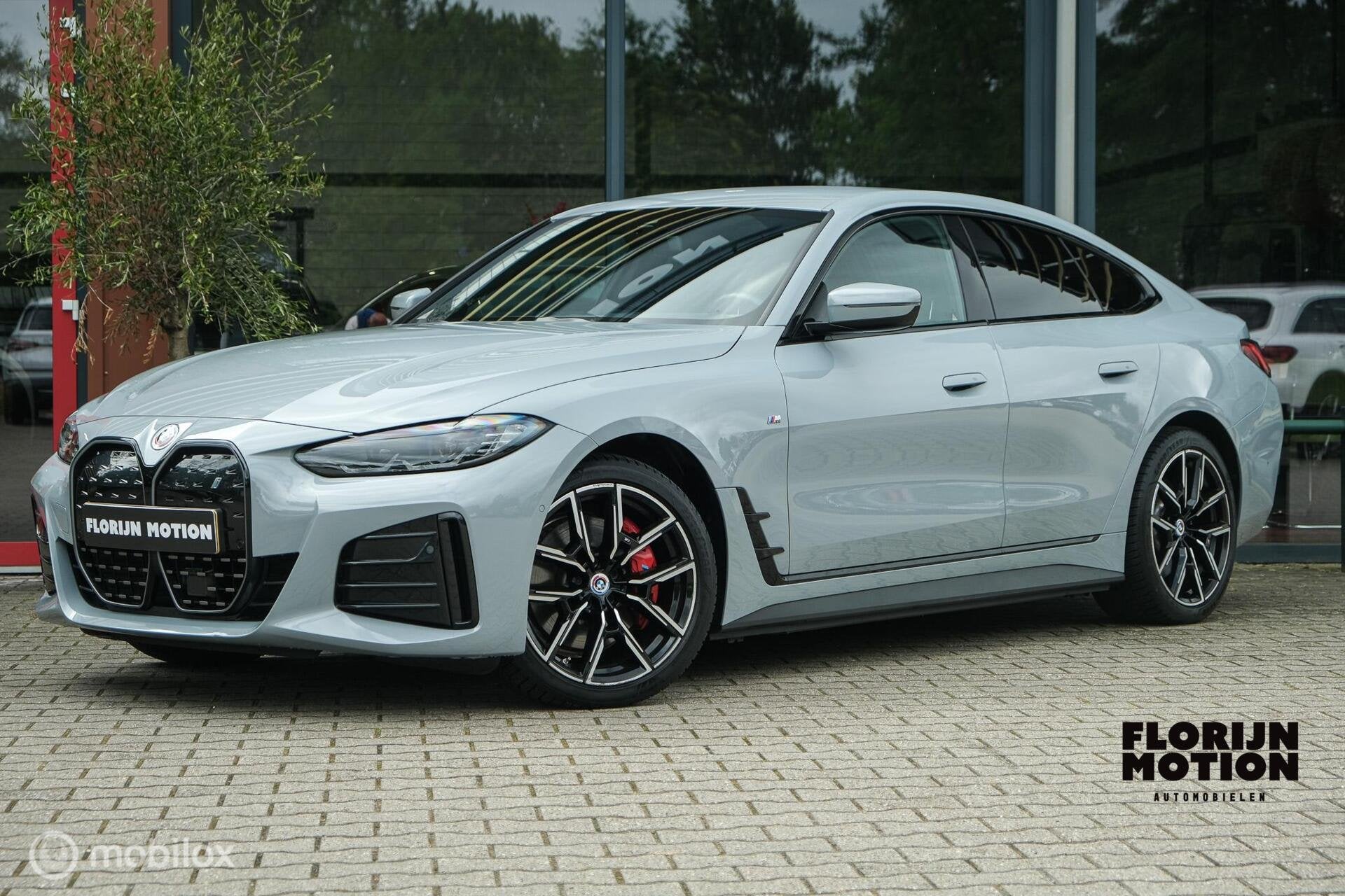 BMW i4 eDrive40 High Executive 84 kWh | SOH 96,3% | M Sport, Auto's, Achterwielaandrijving, Gebruikt, 340 pk, Zilver of Grijs