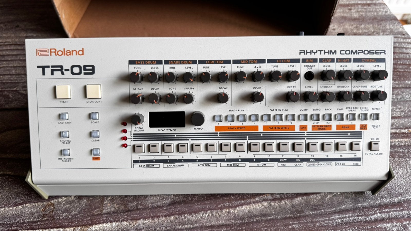 Roland boutique TR-09., Computers en Software, Ophalen of Verzenden, Zo goed als nieuw