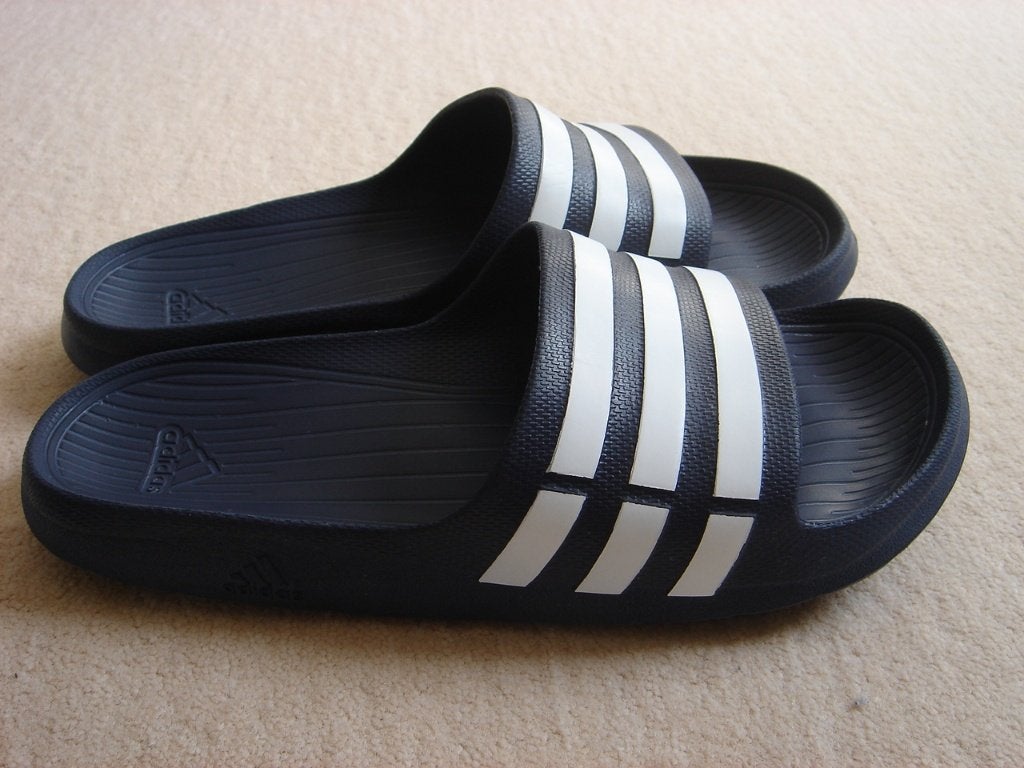 Originele Adidas DURAMO Slides badslippers mt 6 (39) Blauw, Slippers, Ophalen of Verzenden, Zo goed als nieuw, Blauw