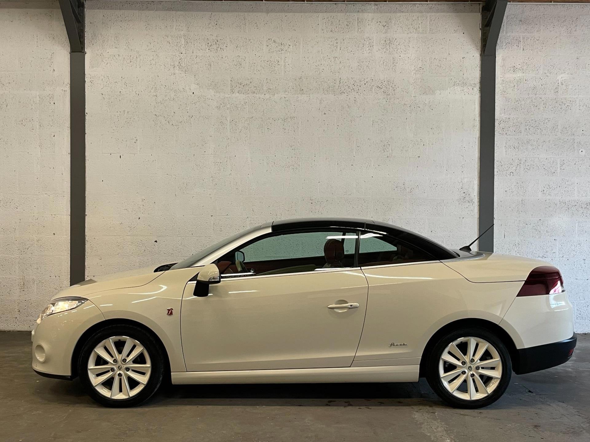 Renault Mégane coupé cabriolet 1.4 TCE Floride Nr 964|Glas, Auto's, Voorwielaandrijving, Dealer onderhouden, Gebruikt, Cabriolet