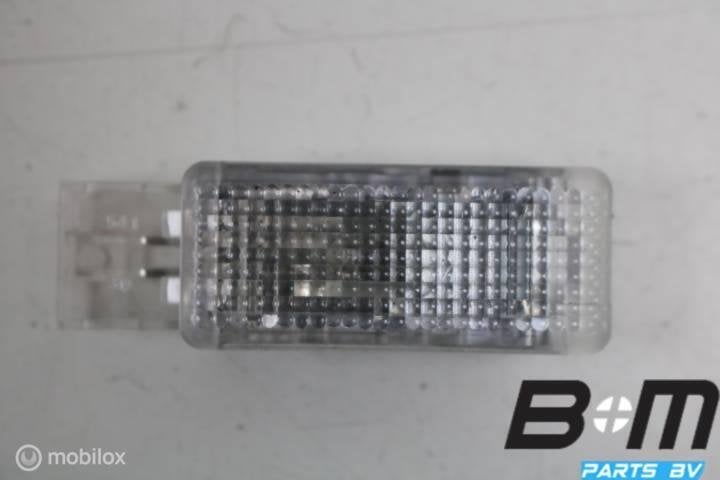 Voetenruimteverlichting VW Touareg 7L 6L0947565, Gebruikt