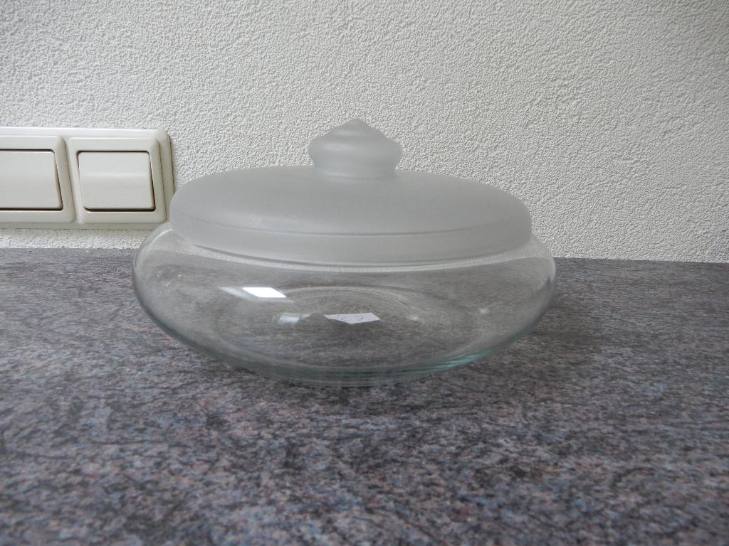 Koekjesschaal met deksel, mat, Leerdam, Antiek en Kunst, Antiek | Glas en Kristal, Ophalen of Verzenden