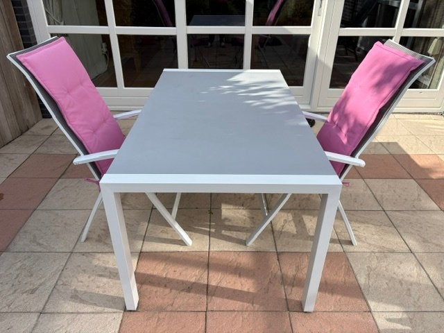Tuinset: 2 standenstoelen en tafel met glasplaat 160 x 90 cm, Tuin en Terras, Aluminium, Zo goed als nieuw, Tuinset, Eettafel