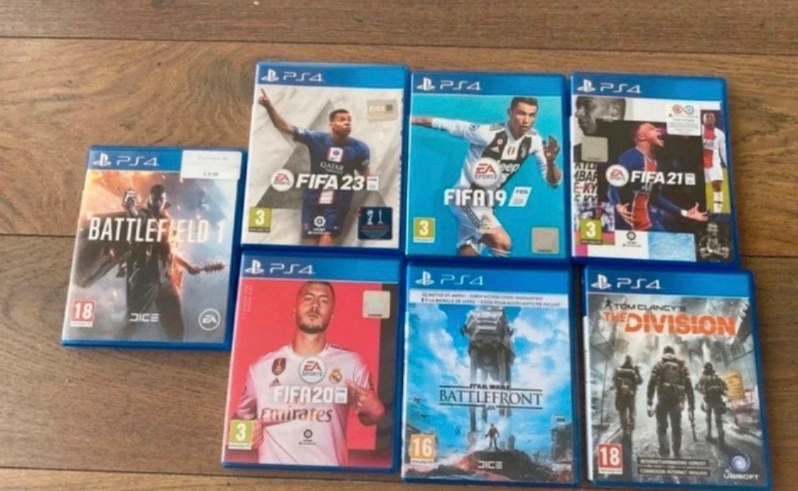 PS4 Games Bundel: FIFA 19-23, Battlefield 1, Battlefront, Th, Eén computer, Ophalen of Verzenden, Zo goed als nieuw, Sport