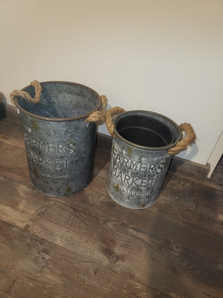 2 bloempotten, Ophalen, Overige materialen, Zo goed als nieuw, Binnen