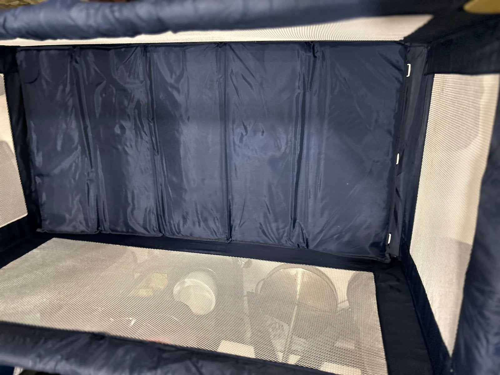 Handig Campingbedje met Matrasje - Ideaal voor Onderweg!, Ophalen, Gebruikt, ., .