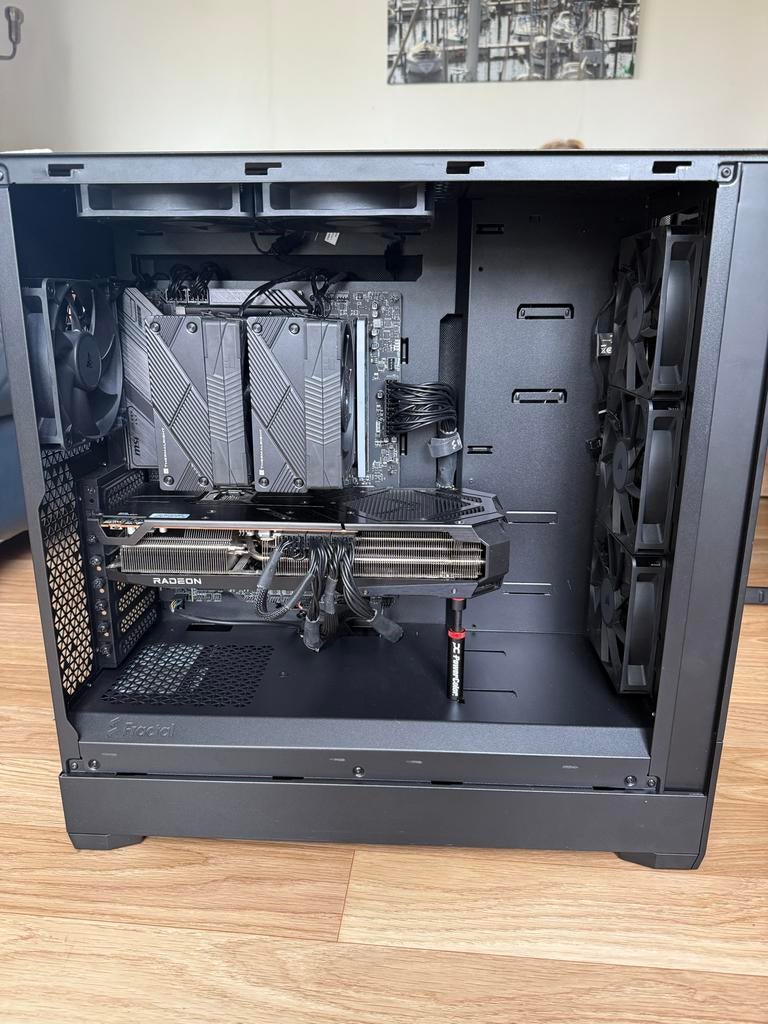 Gaming PC| R 7 7800X3D| RX 9070 XT| 32GB DDR5| 2TB SSD, Ophalen, 32 GB, Zo goed als nieuw, Gaming