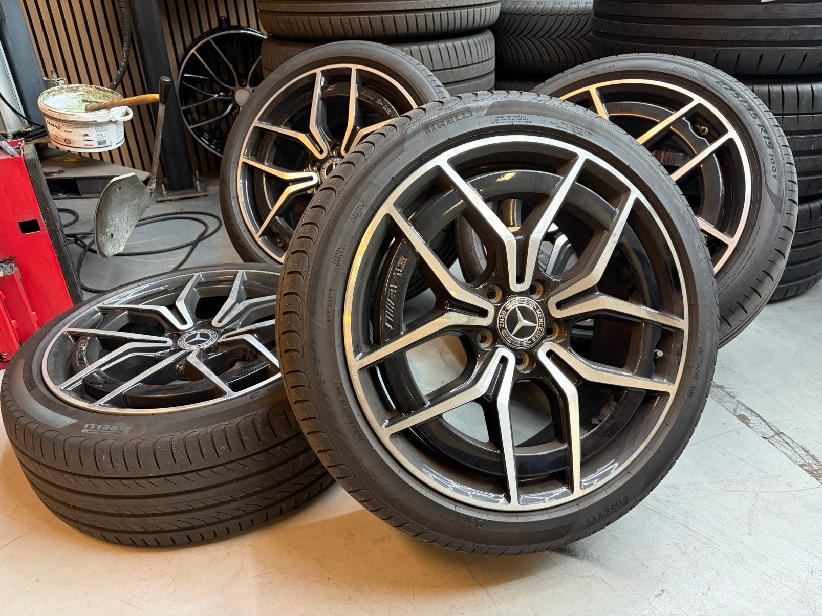 19 inch originele Mercedes AMG E klasse zomerset s213 5x112, Auto-onderdelen, Banden en Velgen, 19 inch, Gebruikt, 275 mm, Banden en Velgen