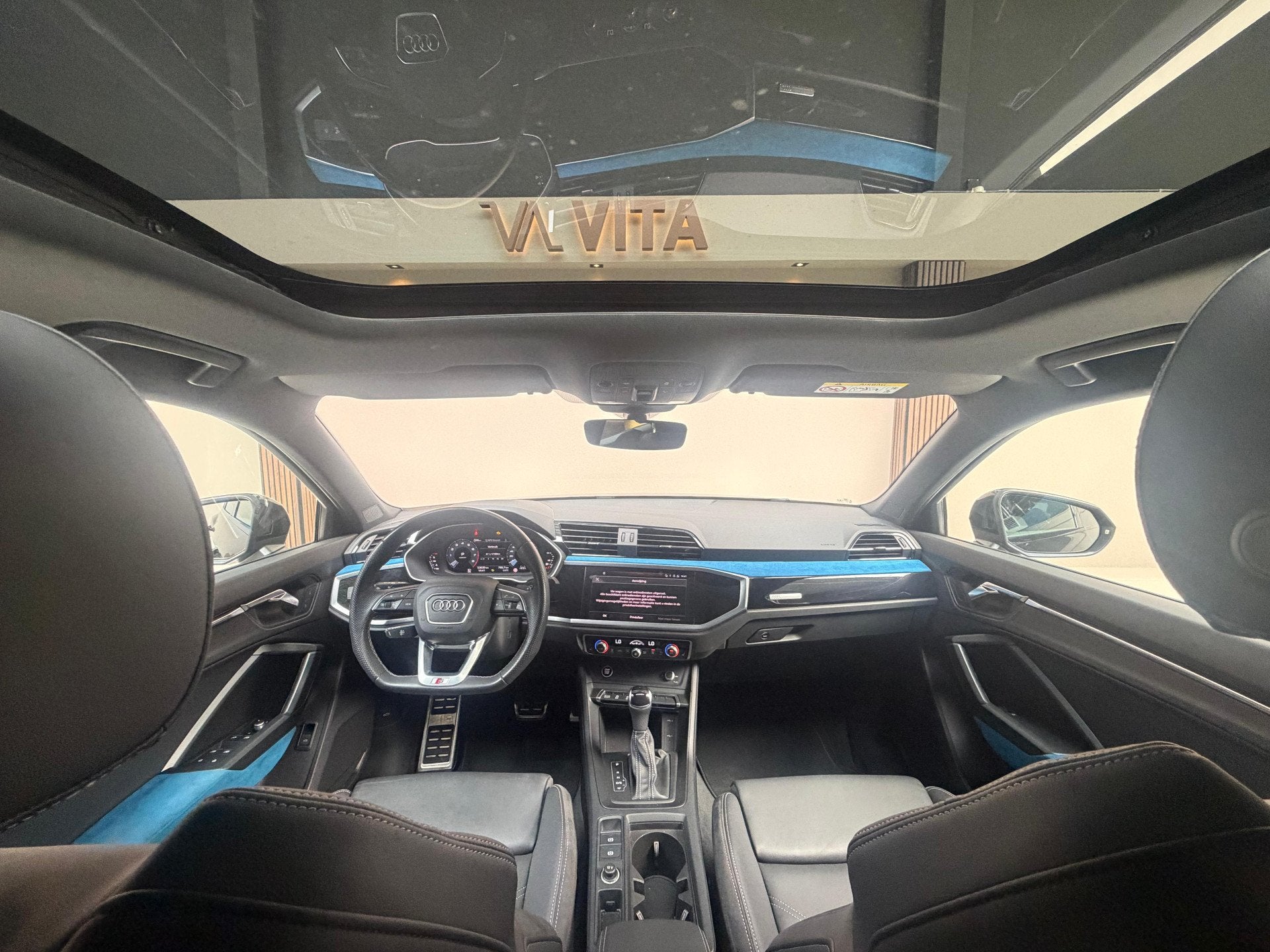 Audi Q3 Sportback 35 TFSI S Edition 12MND Garantie|Full Opti, Auto's, Dealer onderhouden, 15 km/l, Zwart, 4 cilinders