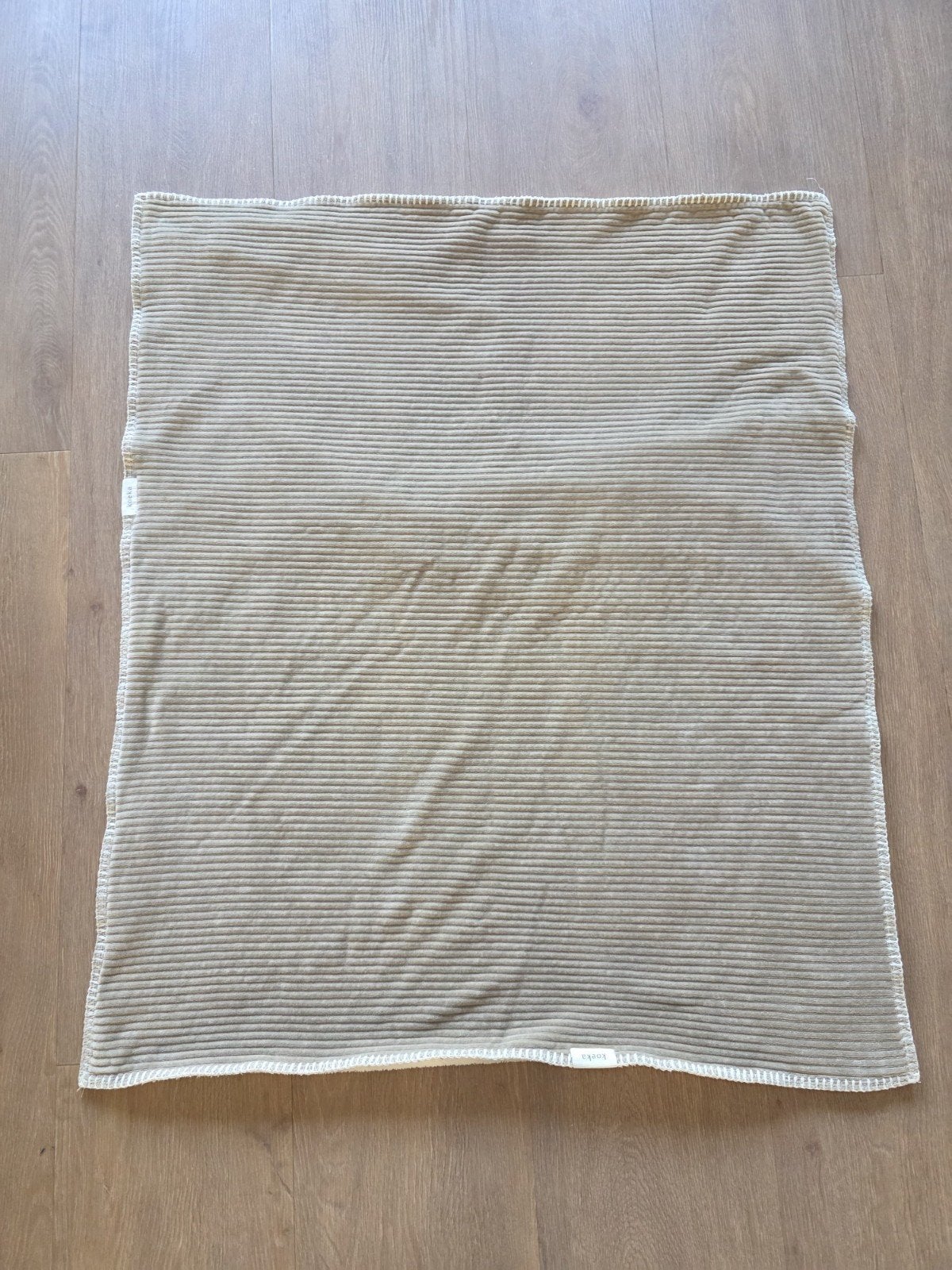 Koeka Wiegdeken Vik Teddy Clay 75x100 cm, Ophalen, Koeka, Zo goed als nieuw, Beige