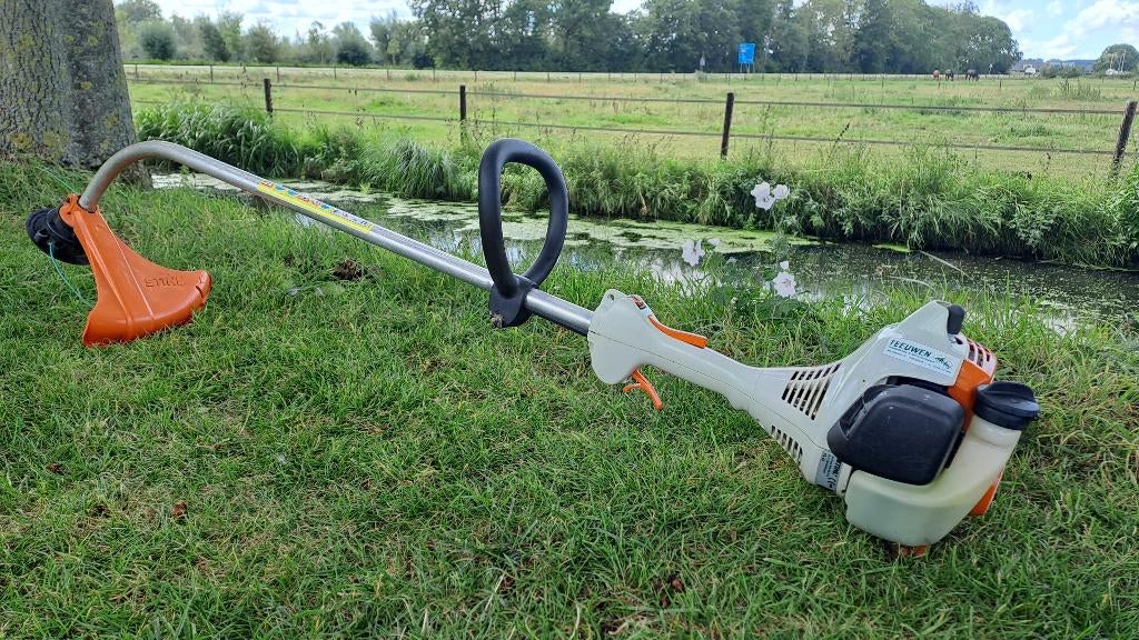 Stihl FS 45 benz. grastrimmer, Ophalen, Gebruikt, Mertstraat 5, Verkoop@teeuwentuinmachines.nl