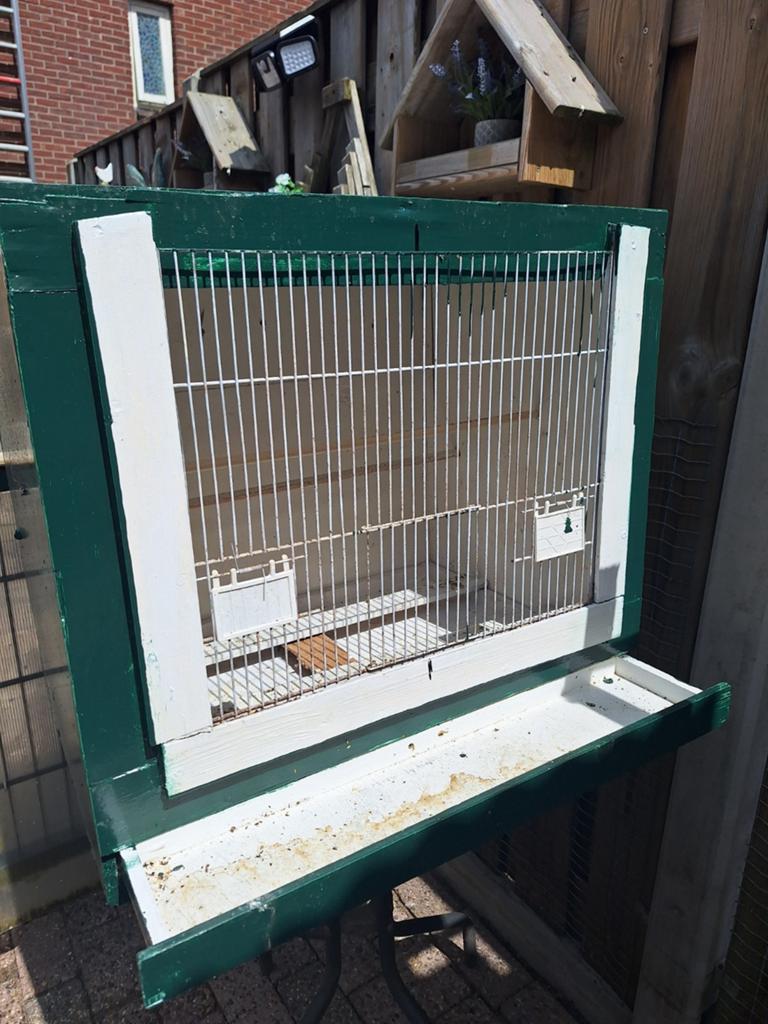 Wandhok te koop, Dieren en Toebehoren, Vogels | Hokken en Kooien, Ophalen of Verzenden, Hout, Vogelkooi
