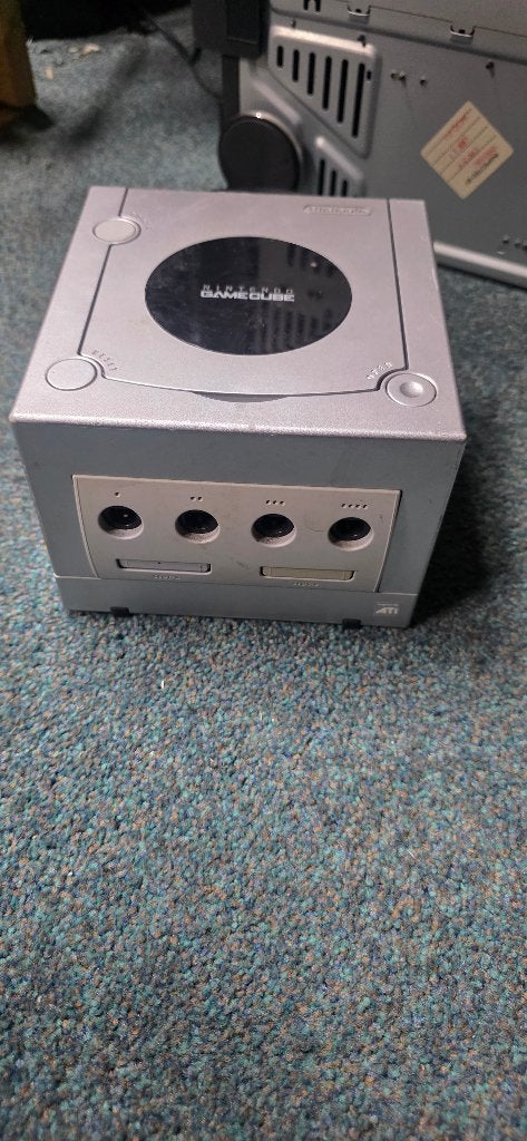Gamecube defect, Spelcomputers en Games, Verzenden, Niet werkend, Zilver, Zonder controller