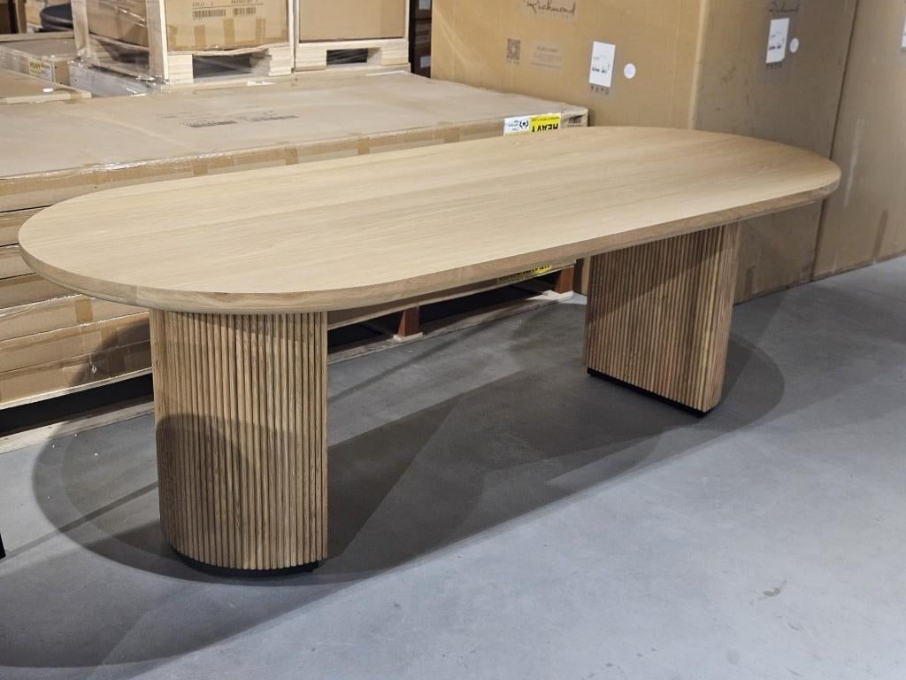 Richmond Belfort eettafel 240 cm – Eiken – Nieuw in doos, Huis en Inrichting, Tafels | Eettafels, Ophalen, 1234AB, Richmond, 50 tot 100 cm