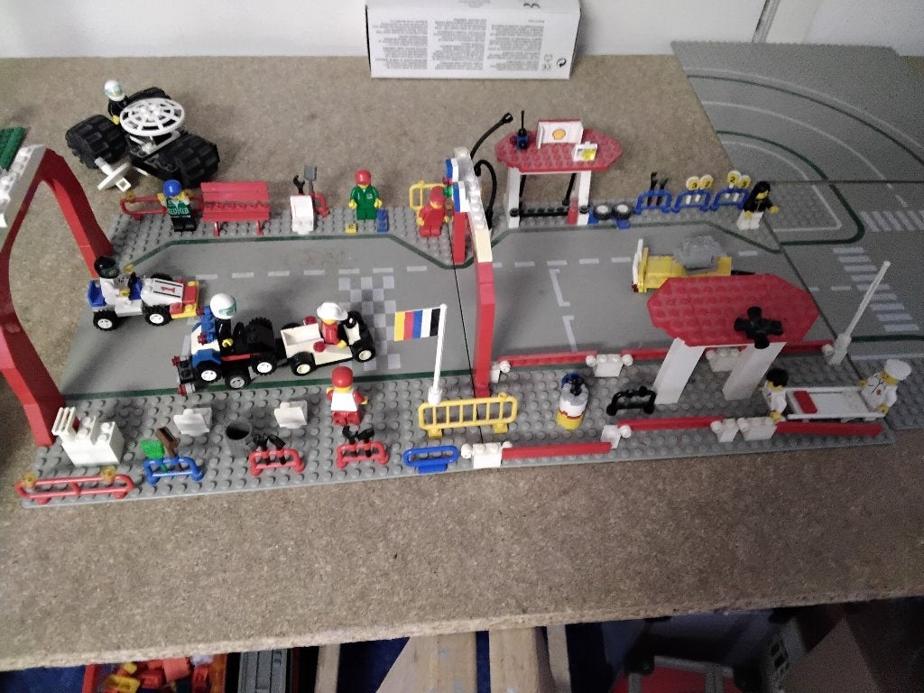 Lego, Ophalen