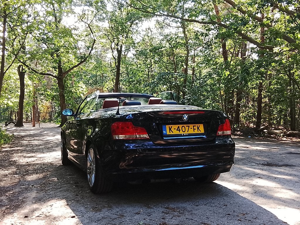 BMW 118i Cabrio M Sport - nieuwe koppeling + nieuwe APK, Auto's, BMW, 1-Serie, 1995 cc, Cabriolet, 4 stoelen
