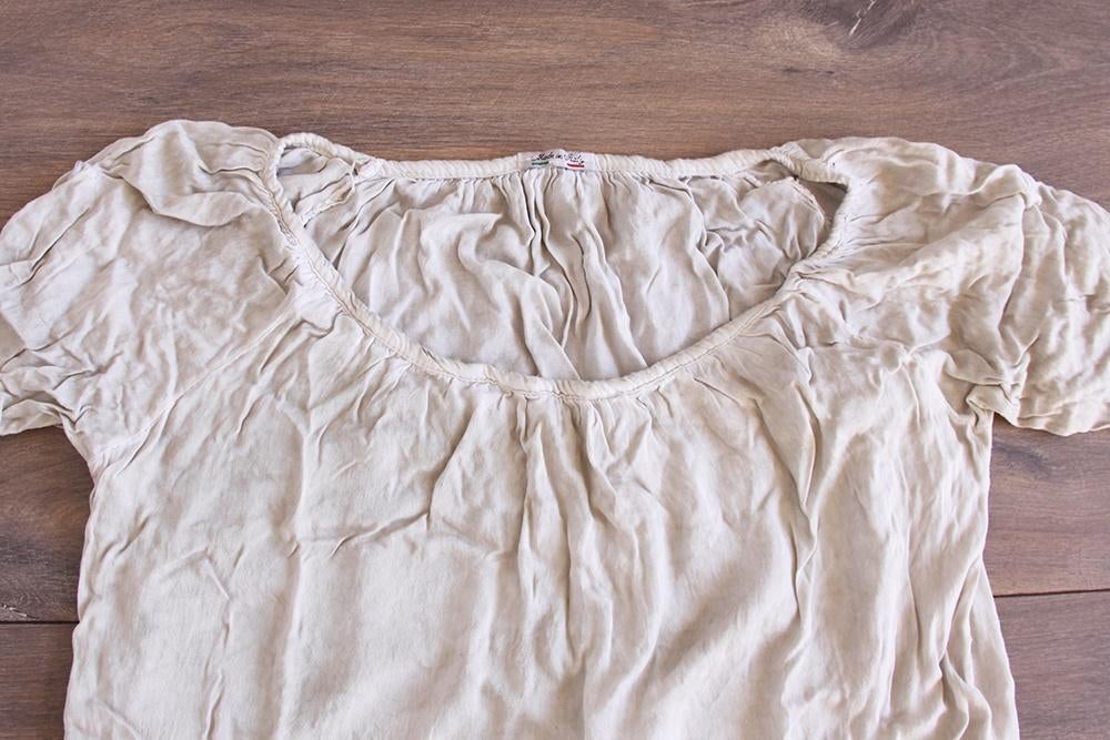 Made In Italy Shirtje4 (M) - 39 € 15,-, Maat 38/40 (M), Made in Italy, Beige, Ophalen of Verzenden