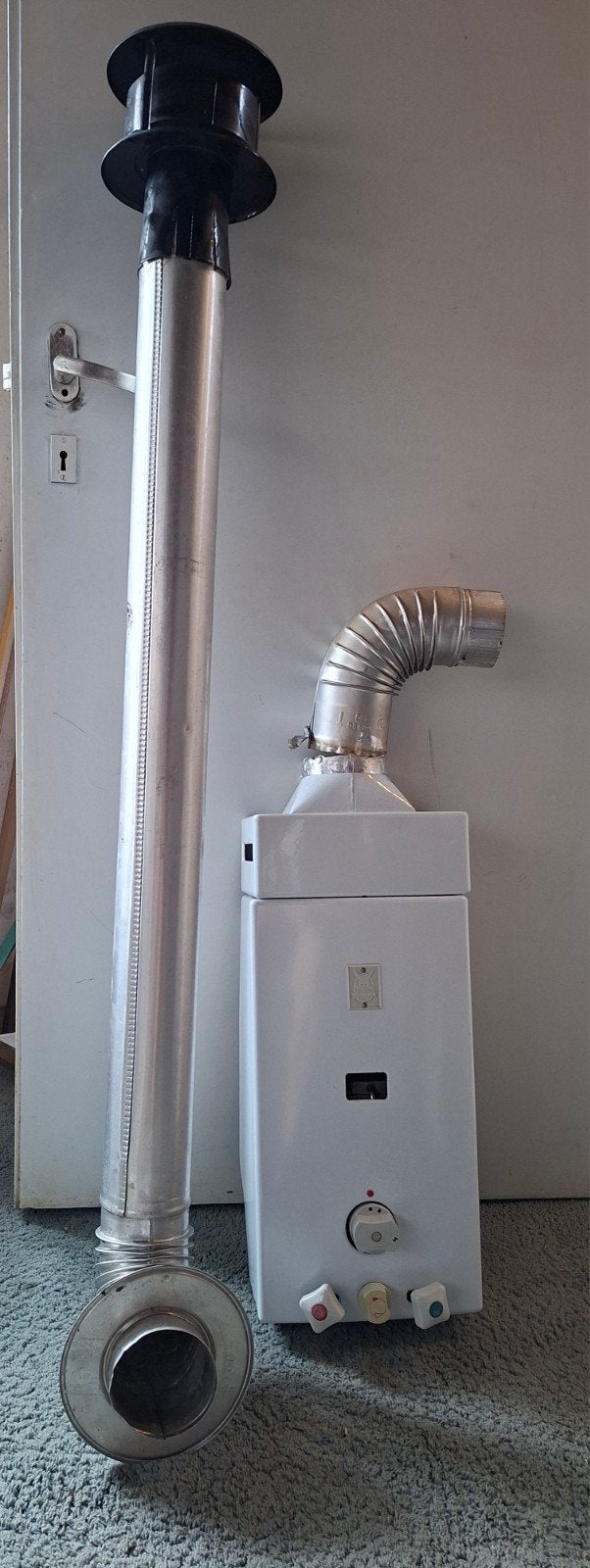 Vaillant geiser inclusief afvoer buiten Compact en compleet, Gebruikt, Aardgas, Geiser, Ophalen of Verzenden