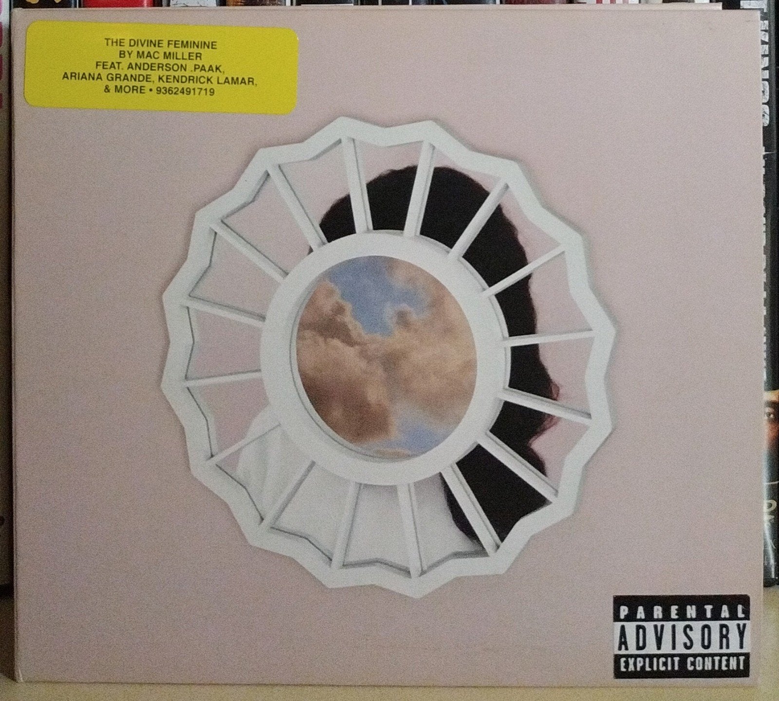Mac Miller - The Divine Feminine CD, Cd's en Dvd's, Ophalen of Verzenden, Zo goed als nieuw, Album, Inclusief boekje