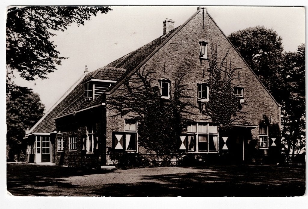 Naarden 1961. Een boerderij op Oud Valkeveen., Ophalen of Verzenden, 1960 tot 1980, Gelopen, Noord-Holland
