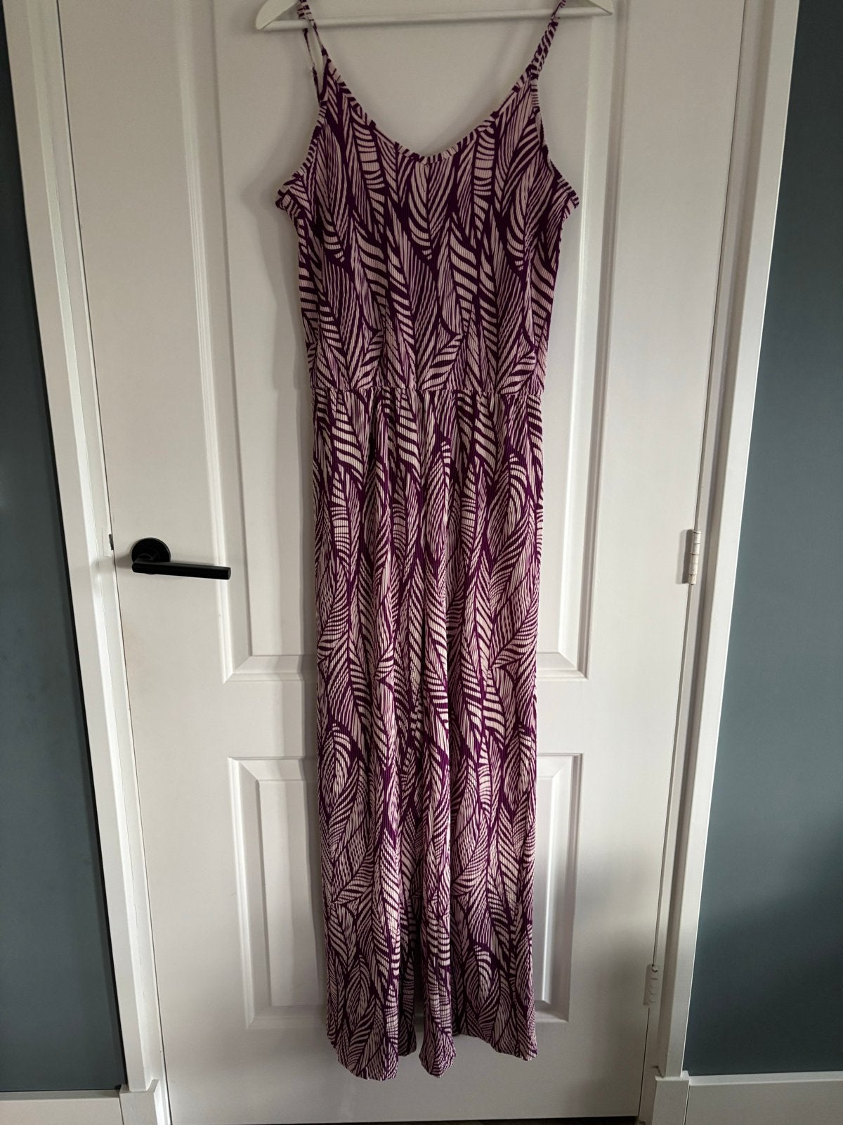 Wibra jumpsuit paars/wit met bladprint, maat 38, Maat 38/40 (M), Paars, Nieuw, Ophalen of Verzenden