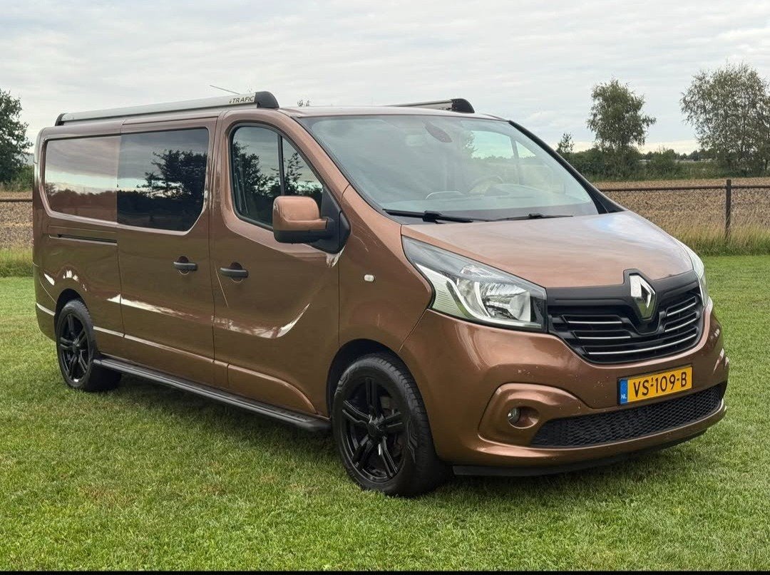Renault Trafic 1.6 DCI 88KW 2015 160 pk 6 persoons MARGE, Auto's, Bestelauto's, Voorwielaandrijving, Euro 5, Stof, Zwart