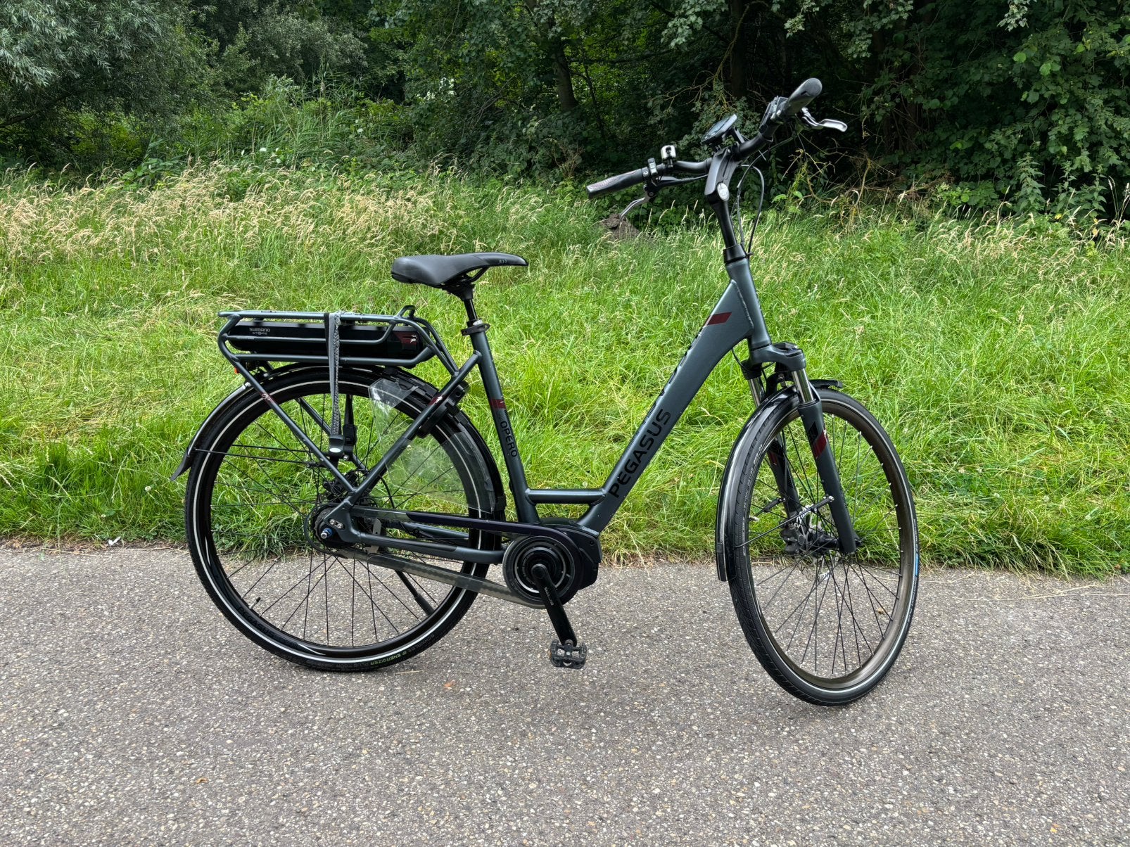 Pegasus opero elektrische fiets, Fietsen en Brommers, Elektrische fietsen, Zo goed als nieuw, 51 tot 55 cm, 50 km per accu of meer